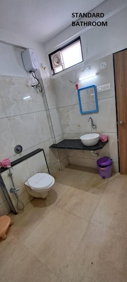 Hotel Aaditya Palace Bhusāwal Екстериор снимка